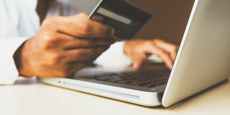 E-commerçant : 5 signaux d'alerte réputation à surveiller en permanence
